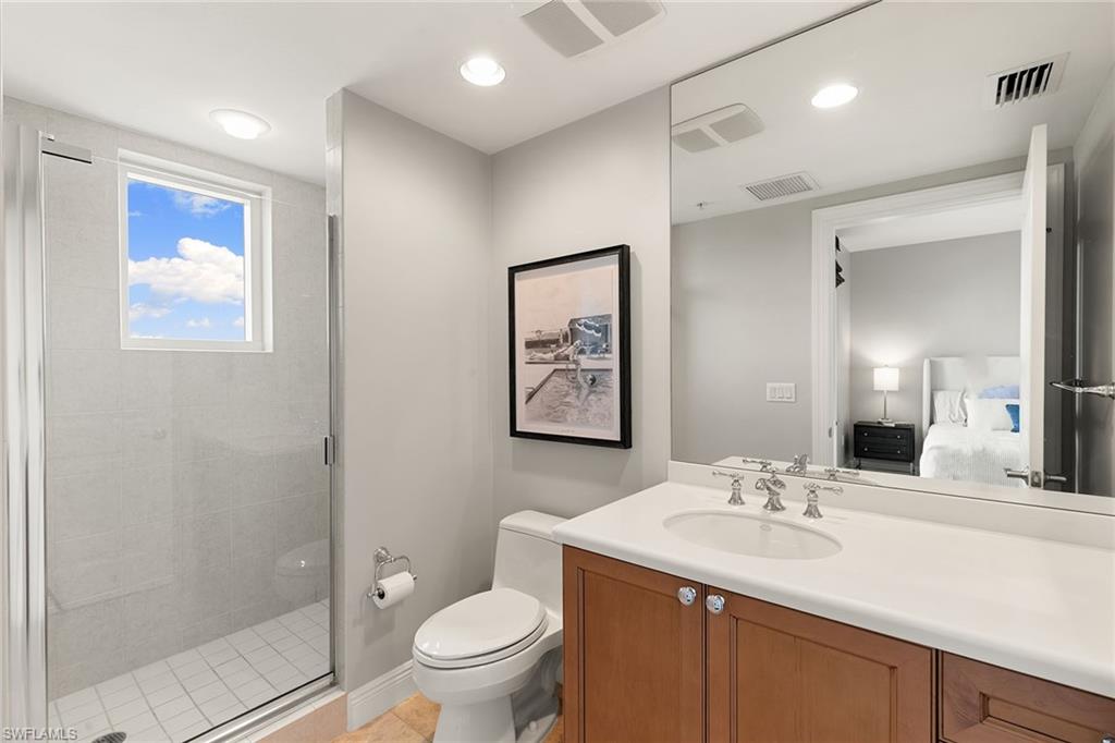 1050 Borghese LN 1202