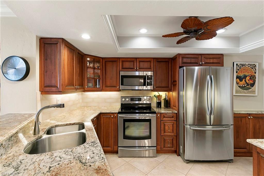 1041 Collier BLVD 405