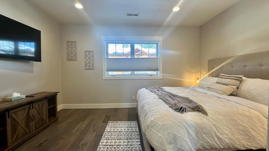 613 Blue Water Circle 23