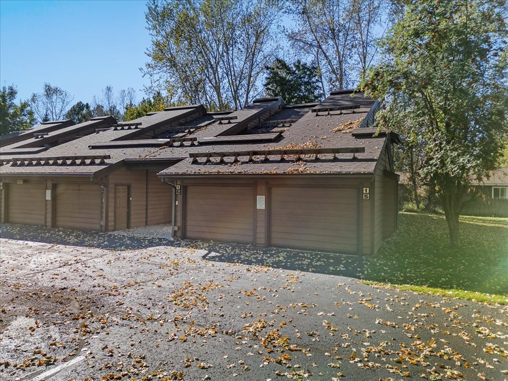 1630 Davis Avenue C18