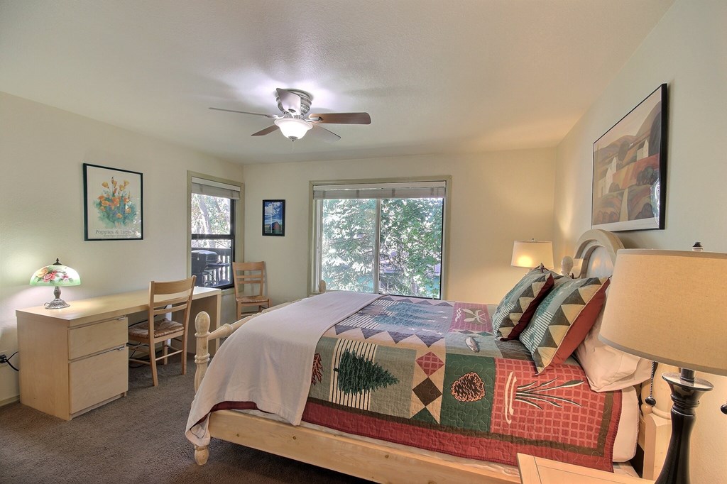 1630 Davis Avenue C18