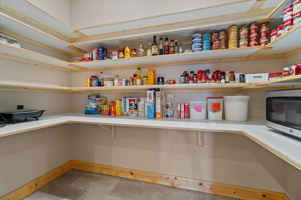 13917 Sky View Court, McCall