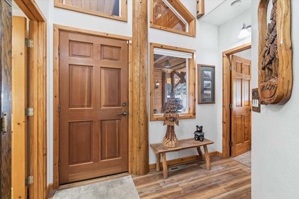 1085 Chip Shot Drive, McCall