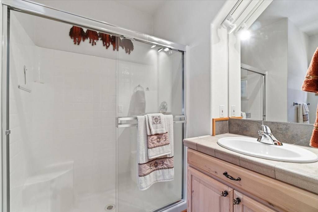 1085 Chip Shot Drive, McCall