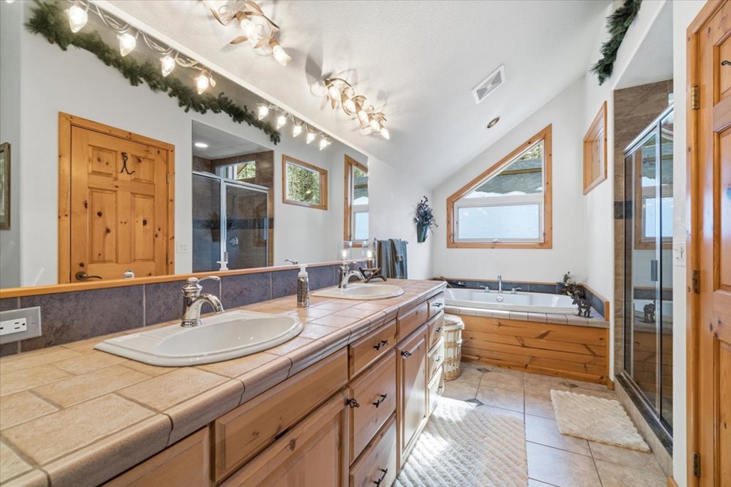 1085 Chip Shot Drive, McCall