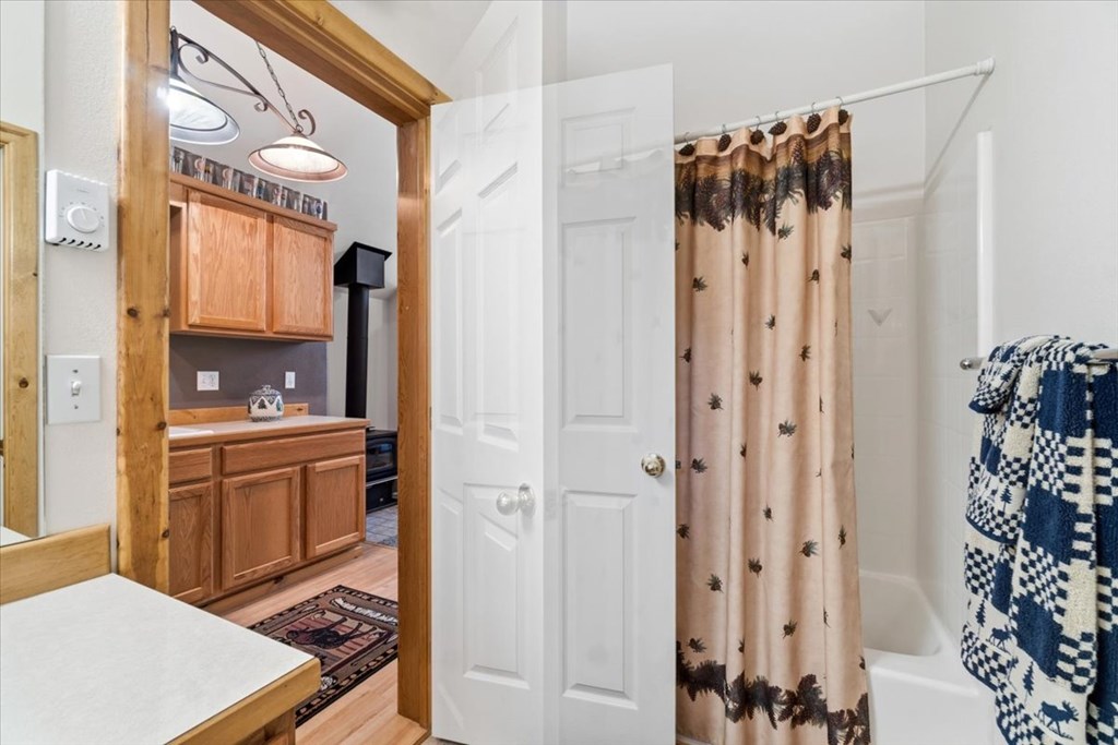 1085 Chip Shot Drive, McCall