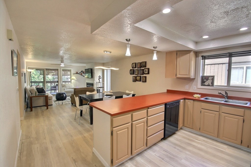 1640 Davis Avenue # 7, McCall Unit: 7