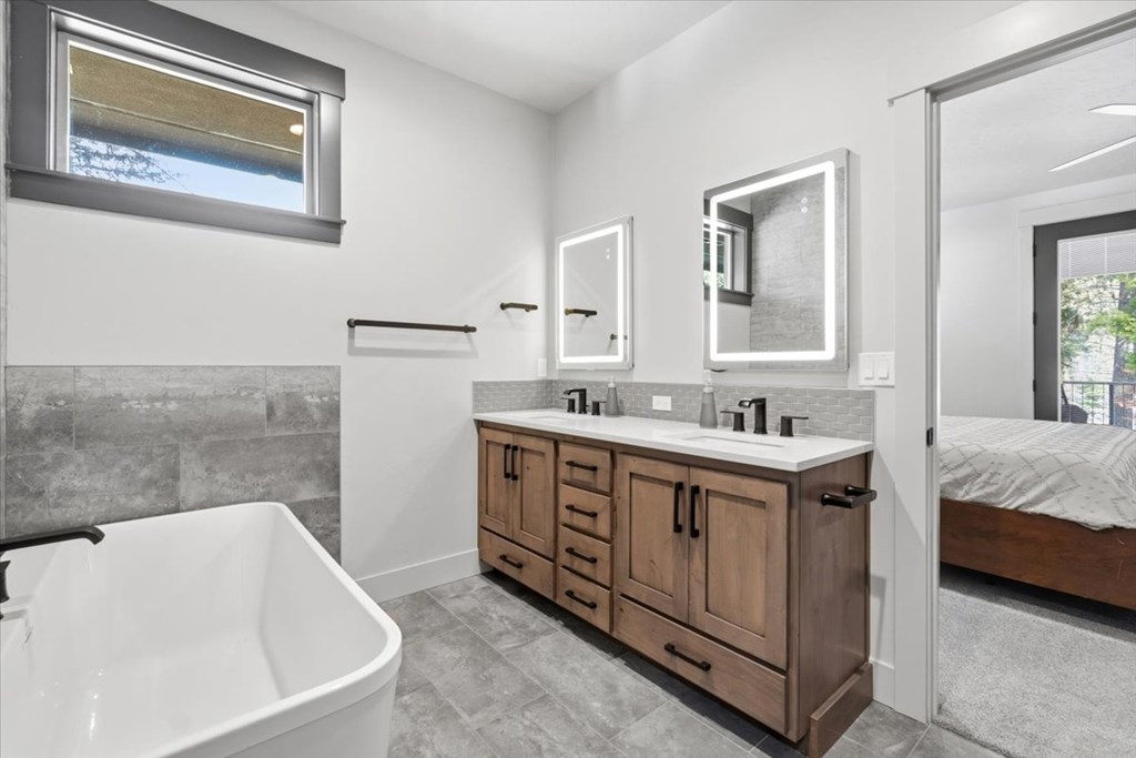 1325 Majestic View Drive, McCall