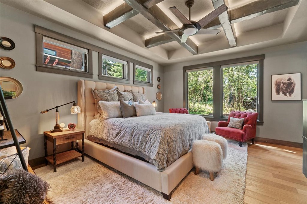 1014 Violet Way, McCall