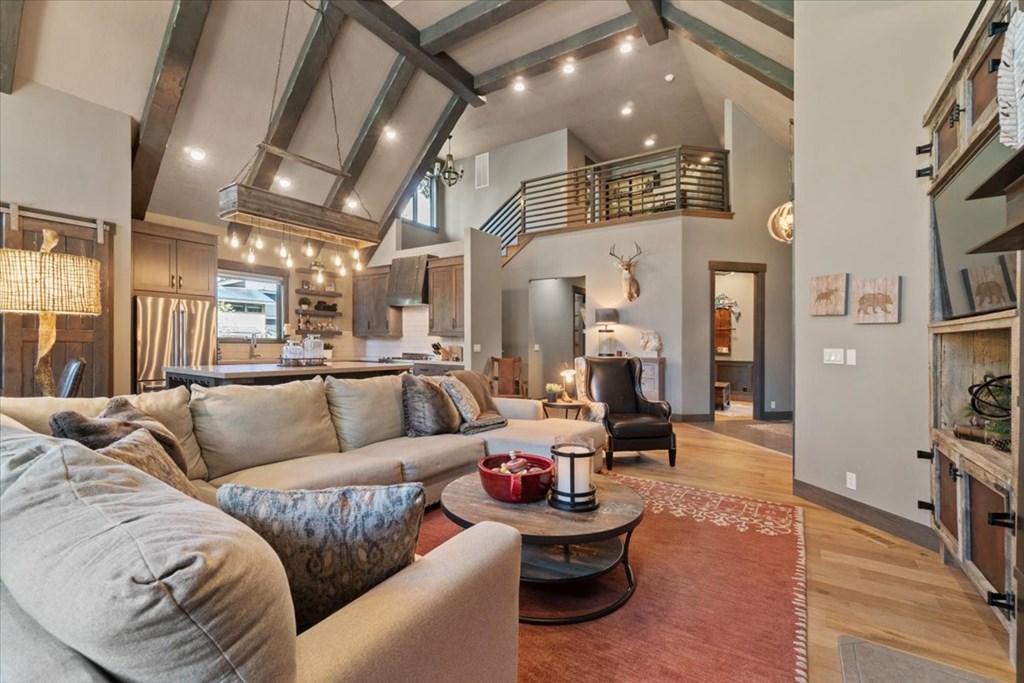 1014 Violet Way, McCall