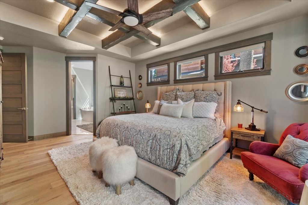1014 Violet Way, McCall