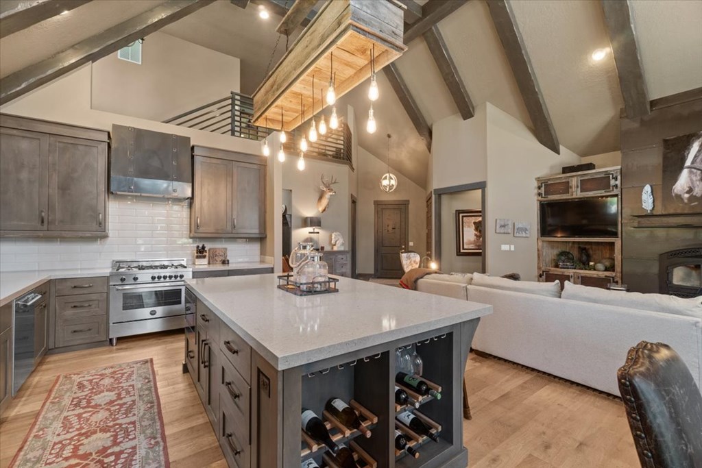 1014 Violet Way, McCall