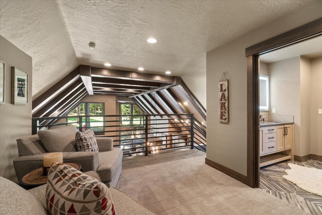1014 Violet Way, McCall