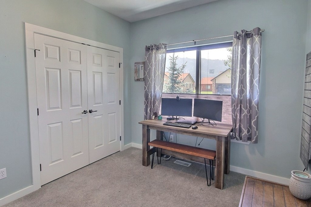 26 Buckskin Drive