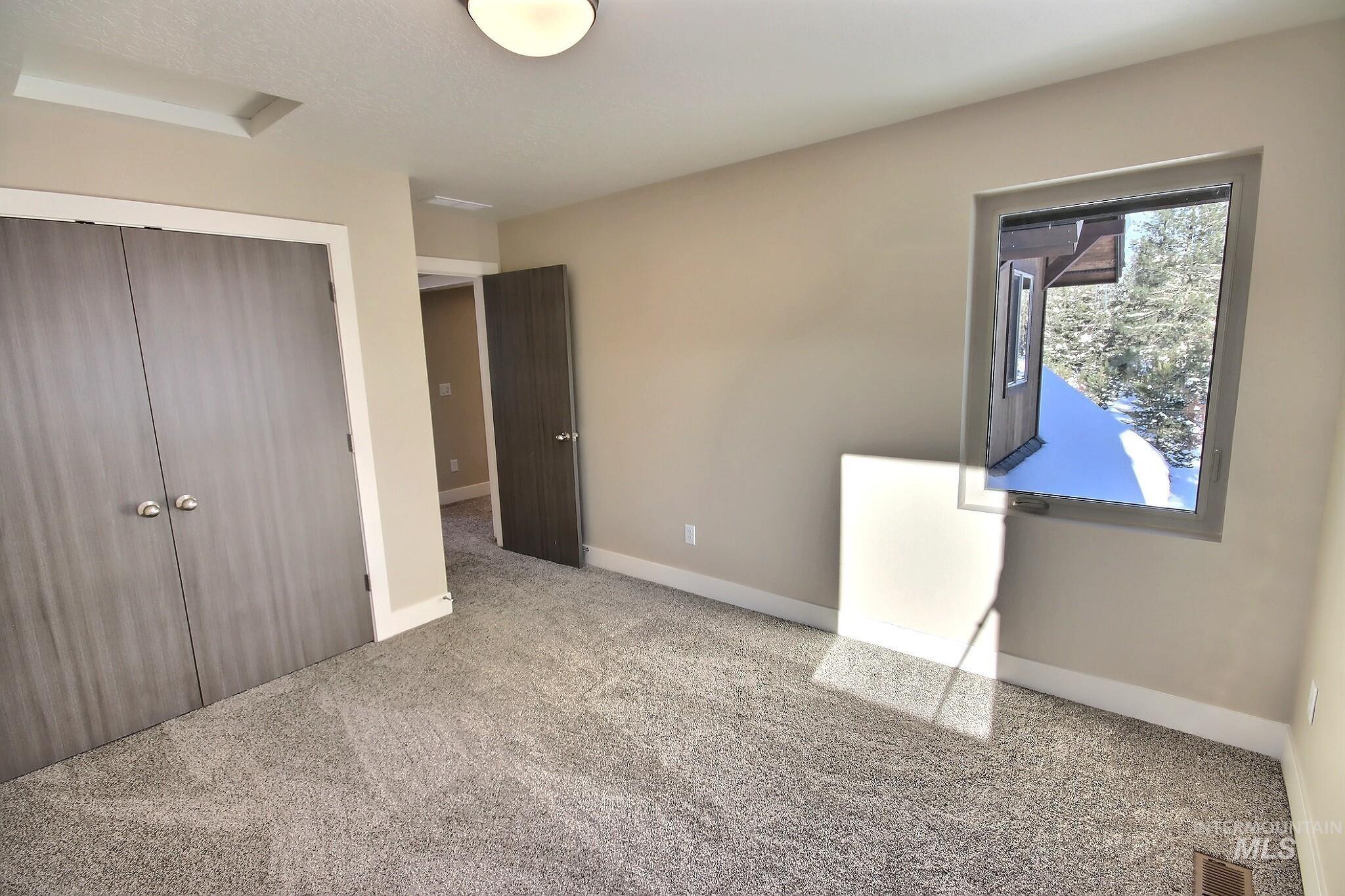 68 Fawnlilly Drive