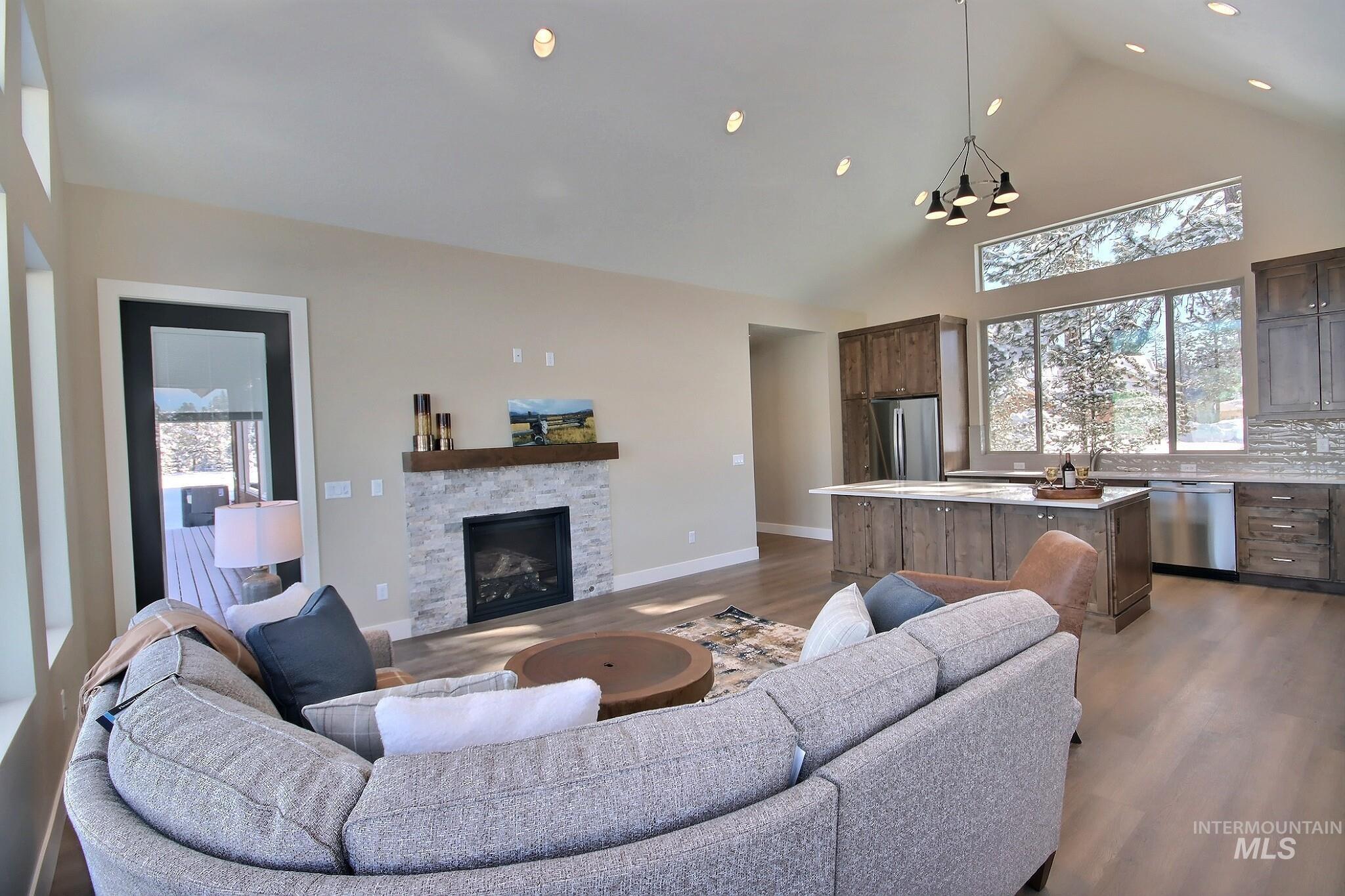 68 Fawnlilly Drive