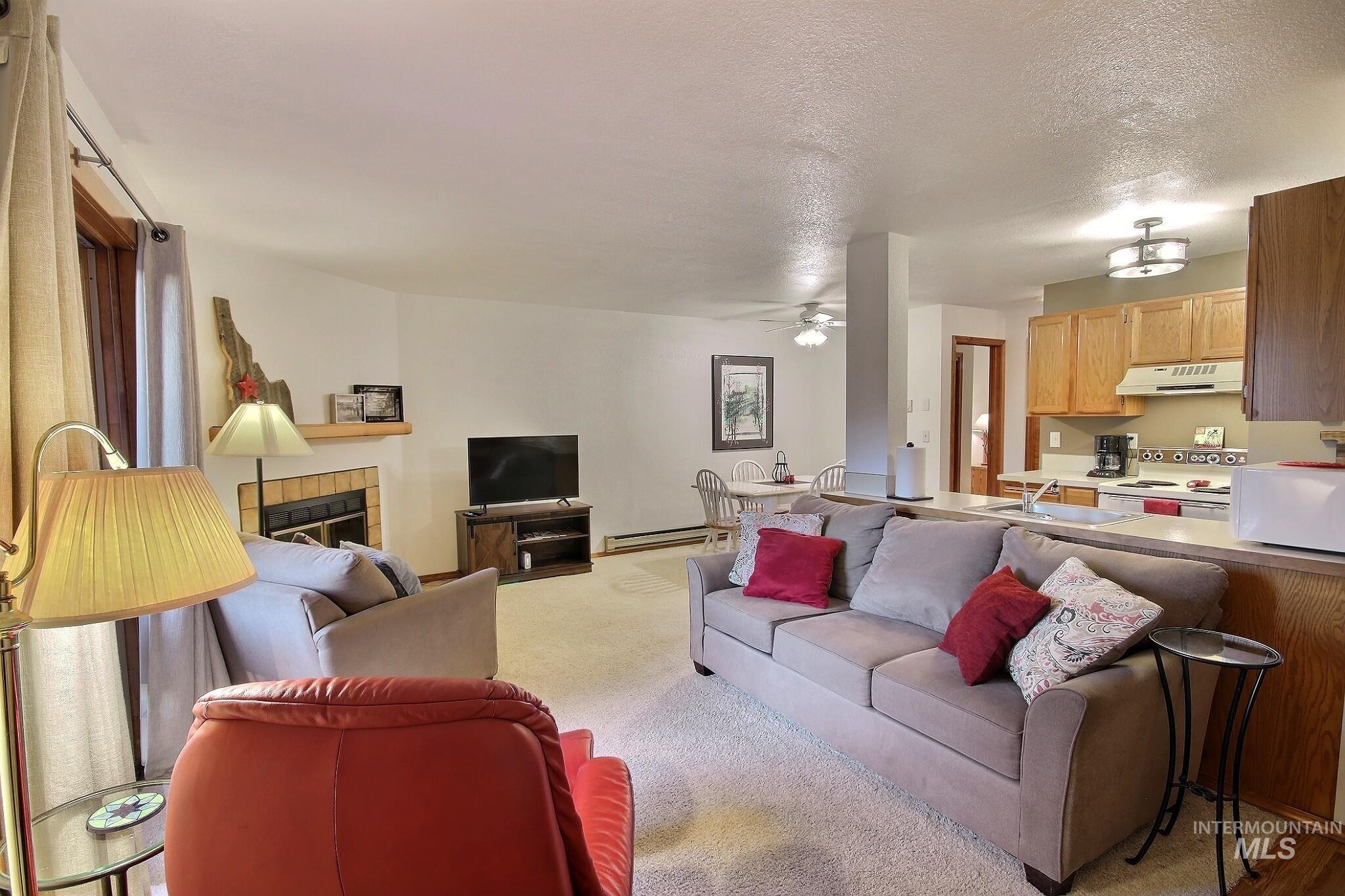 601 Hemlock # 8, McCall Unit: 8