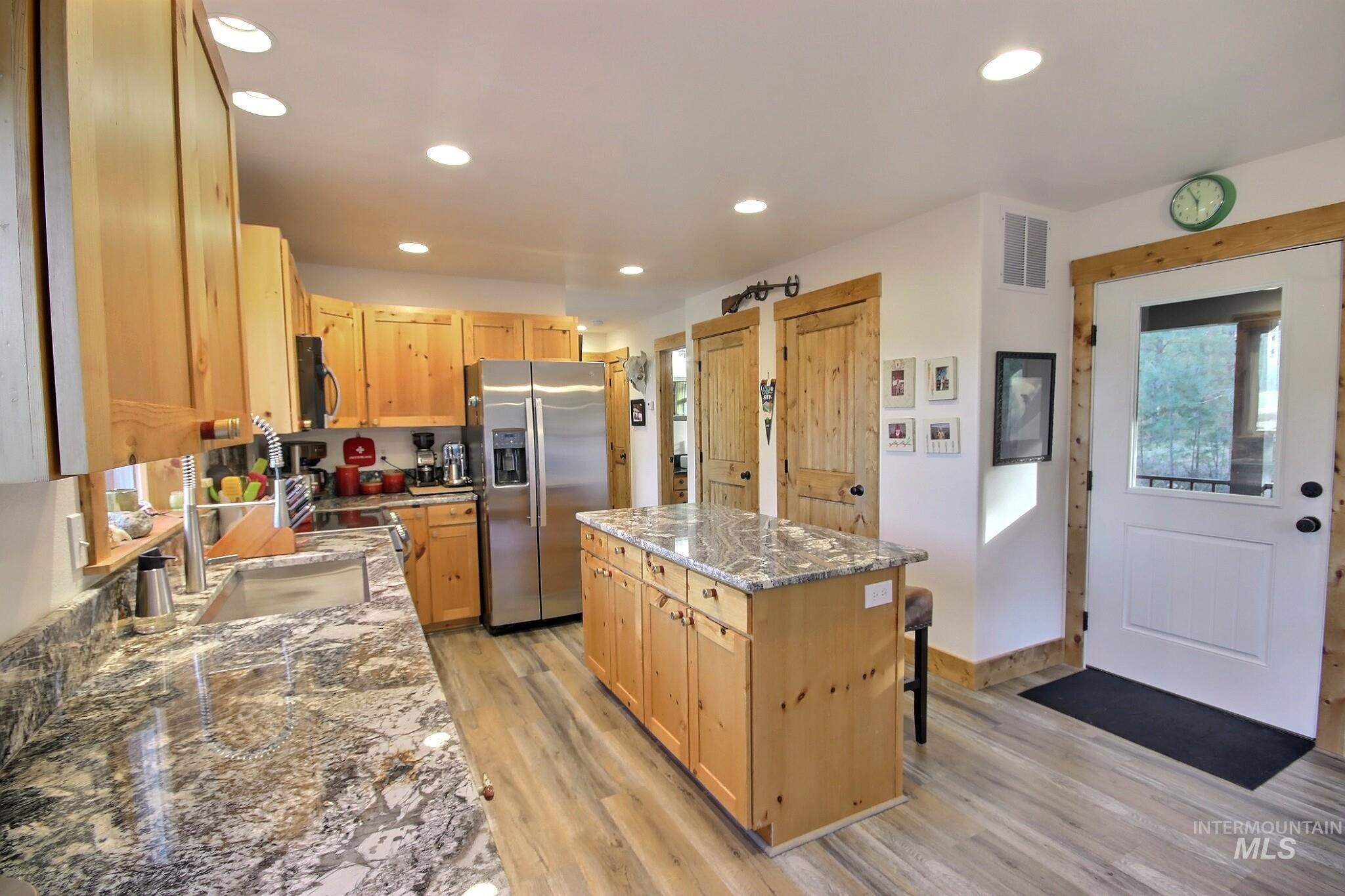 3953 Valley View Drive