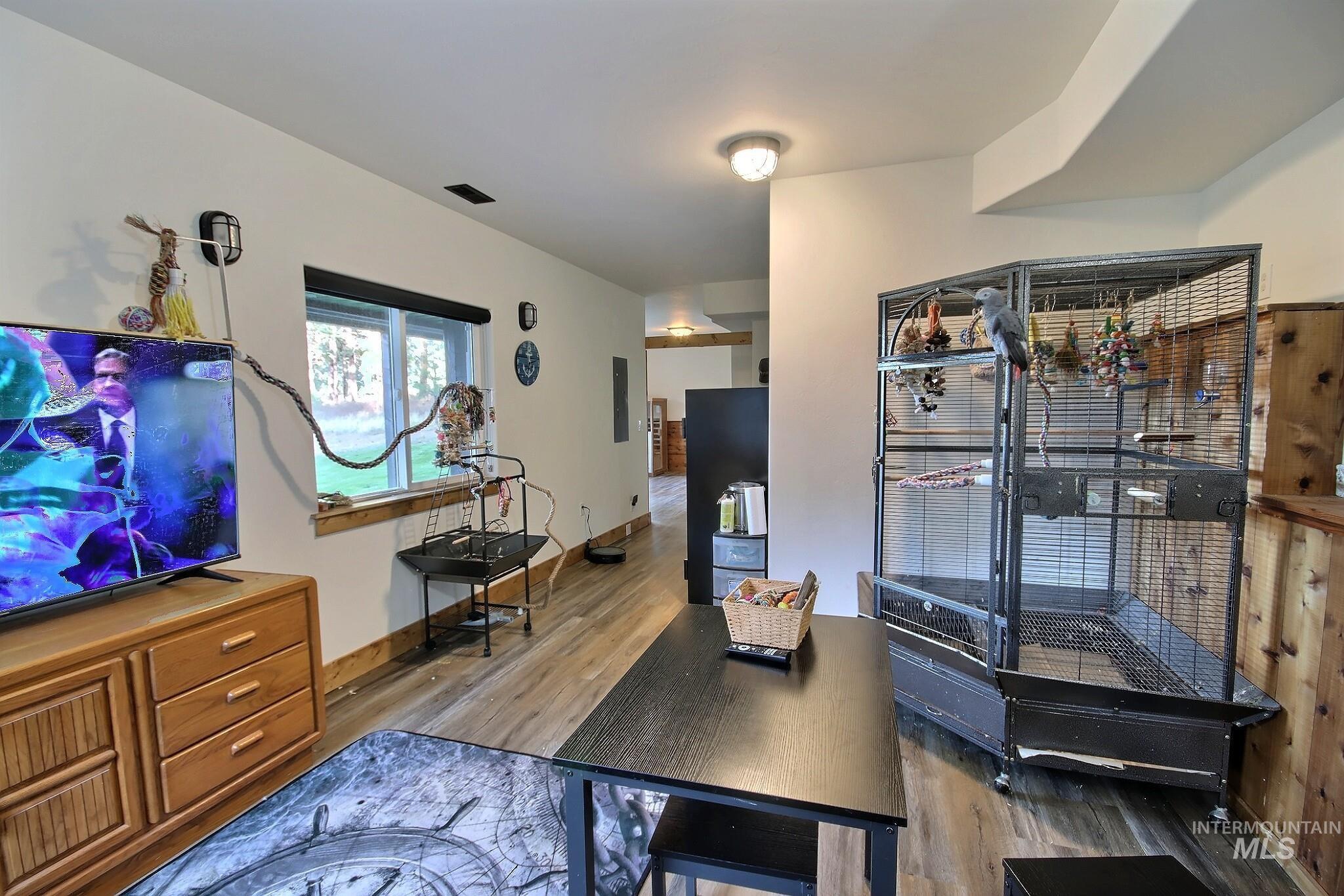 3953 Valley View Drive