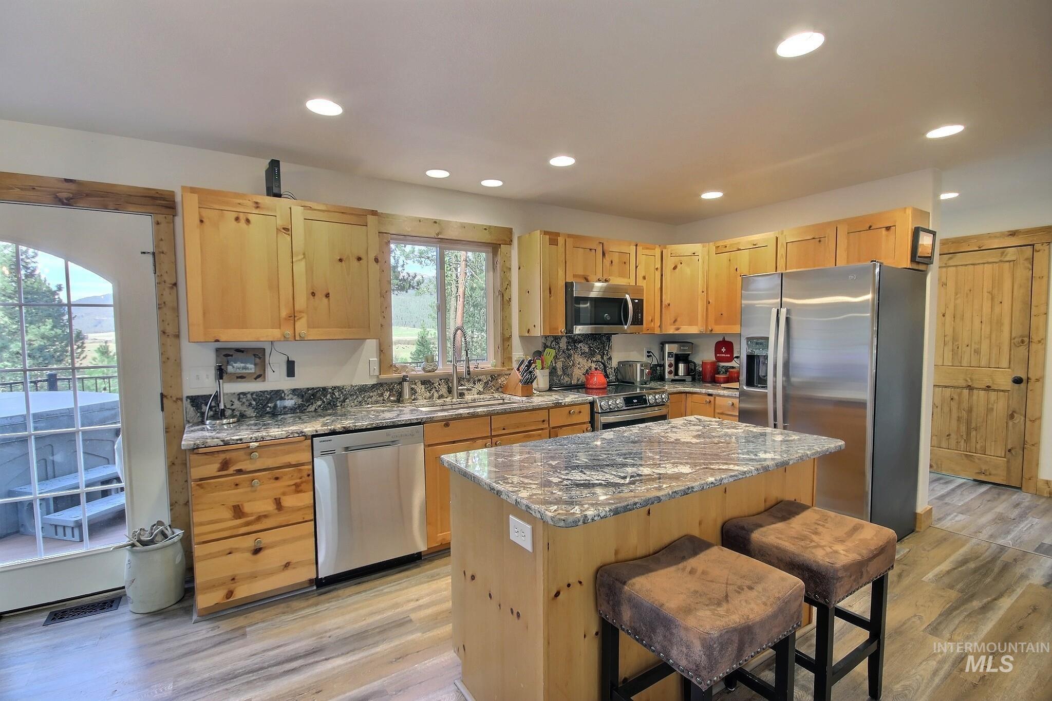 3953 Valley View Drive