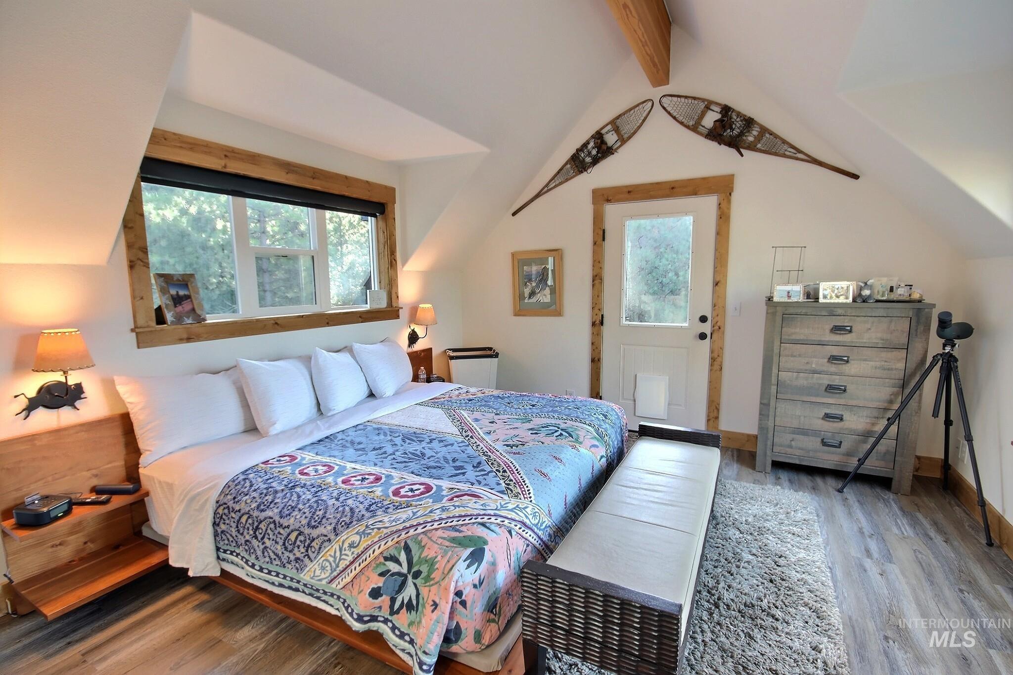 3953 Valley View Drive