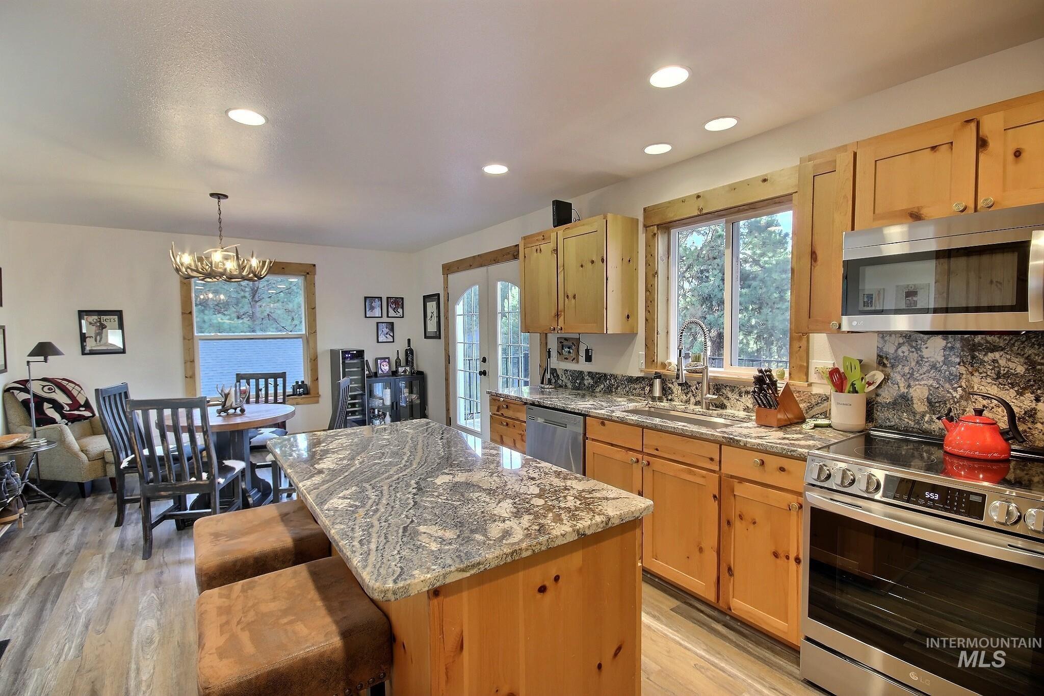 3953 Valley View Drive