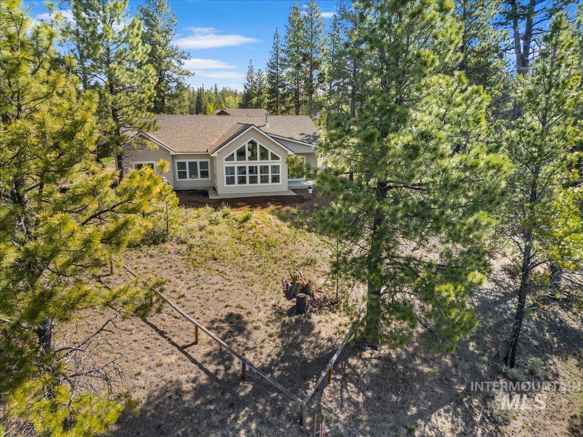 19 Shore Crest Court