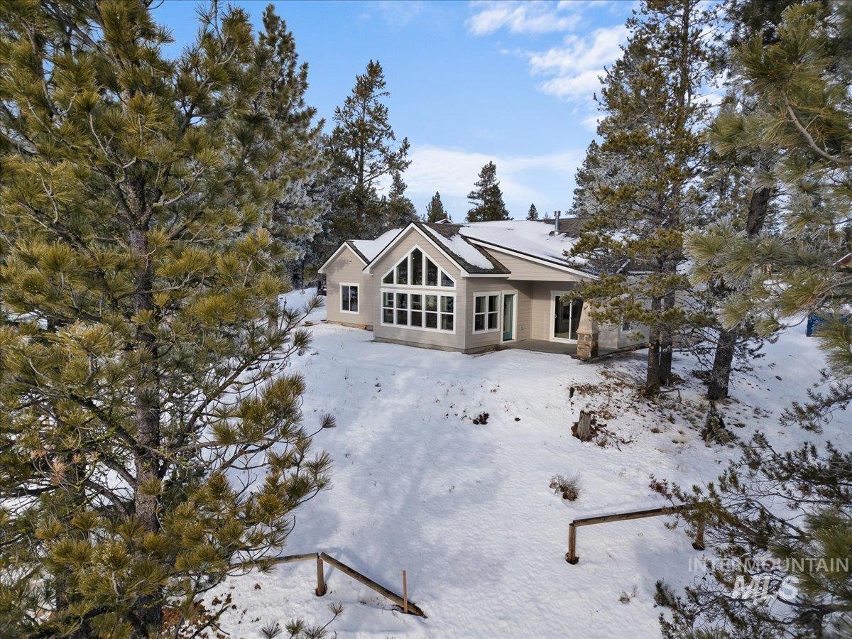 19 Shore Crest Court