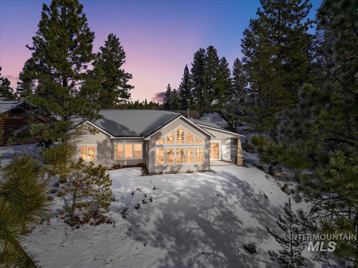 19 Shore Crest Court