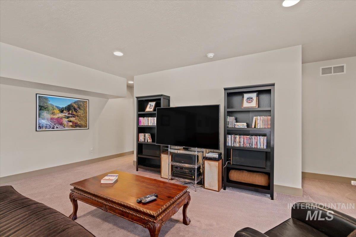 714 Spruce