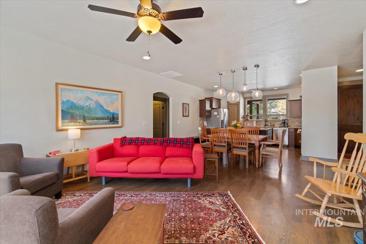 714 Spruce