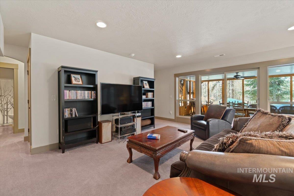 714 Spruce