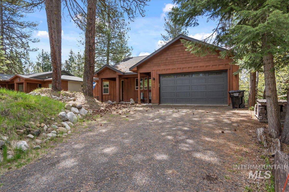 714 Spruce