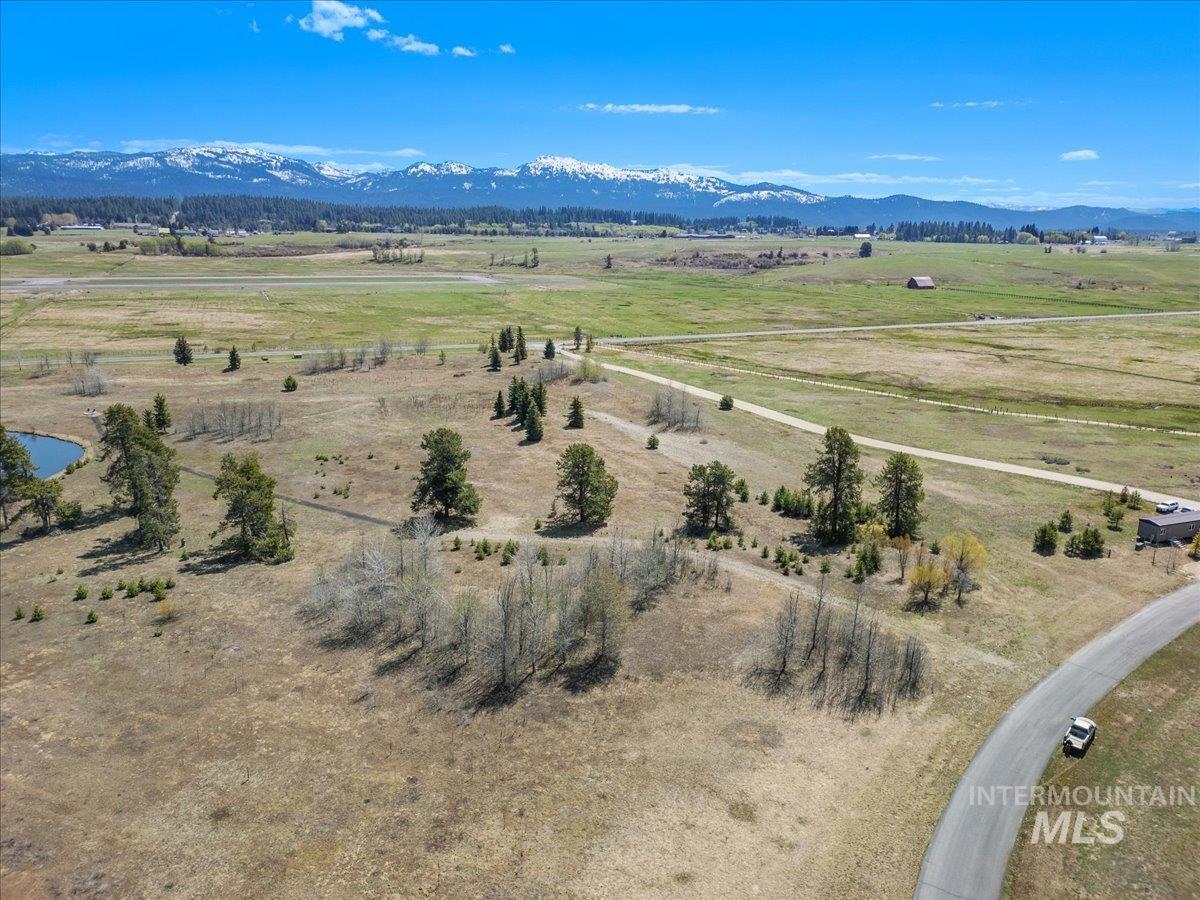 287 Rawhide Loop