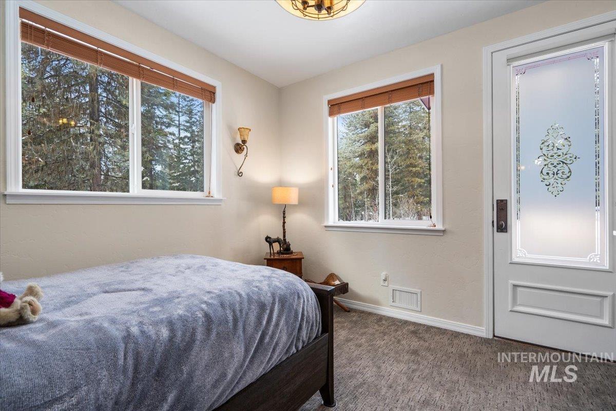 1640 Forest Trails Drive