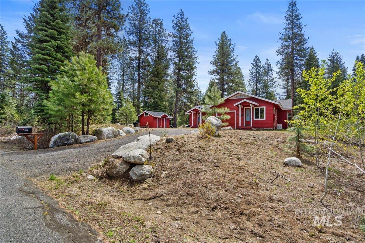 1640 Forest Trails Drive