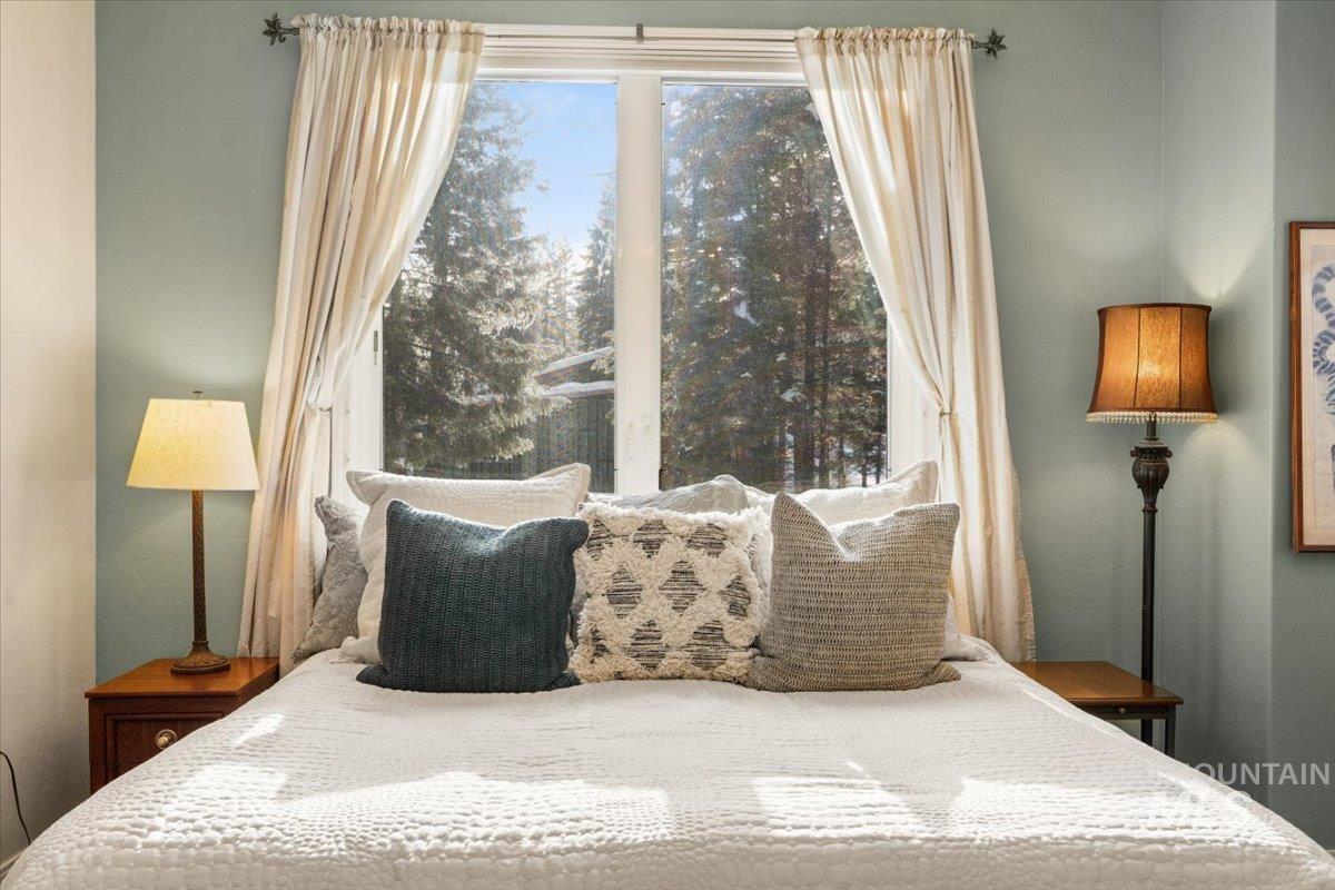 1640 Forest Trails Drive