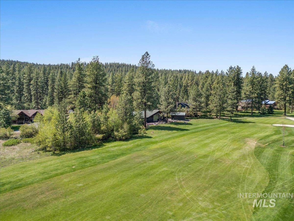 L5 Ponderosa Court