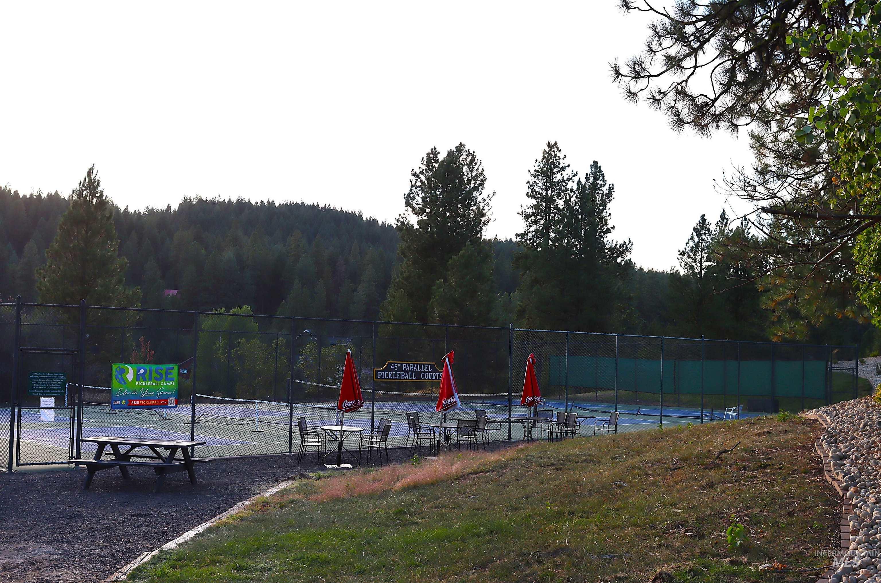 L5 Ponderosa Court