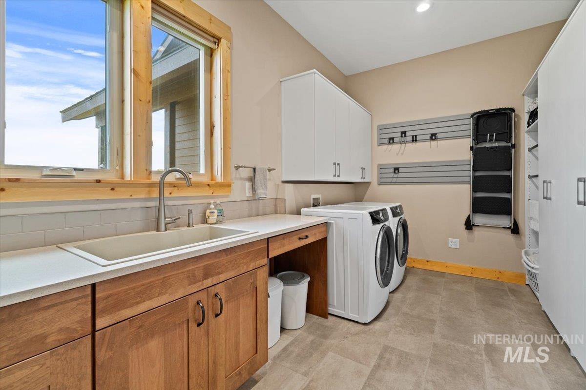 13917 Sky View Court