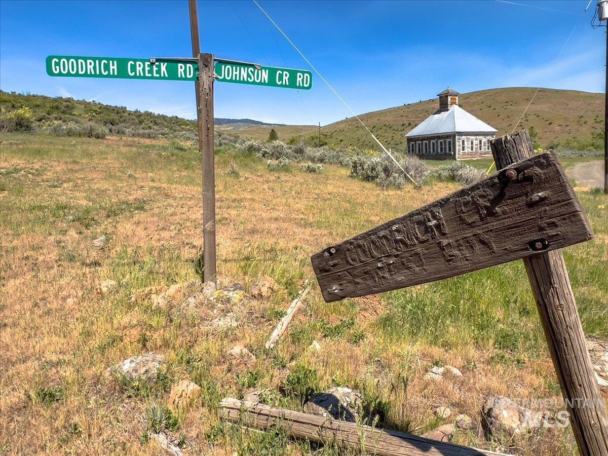 L25 Cuddy View Drive