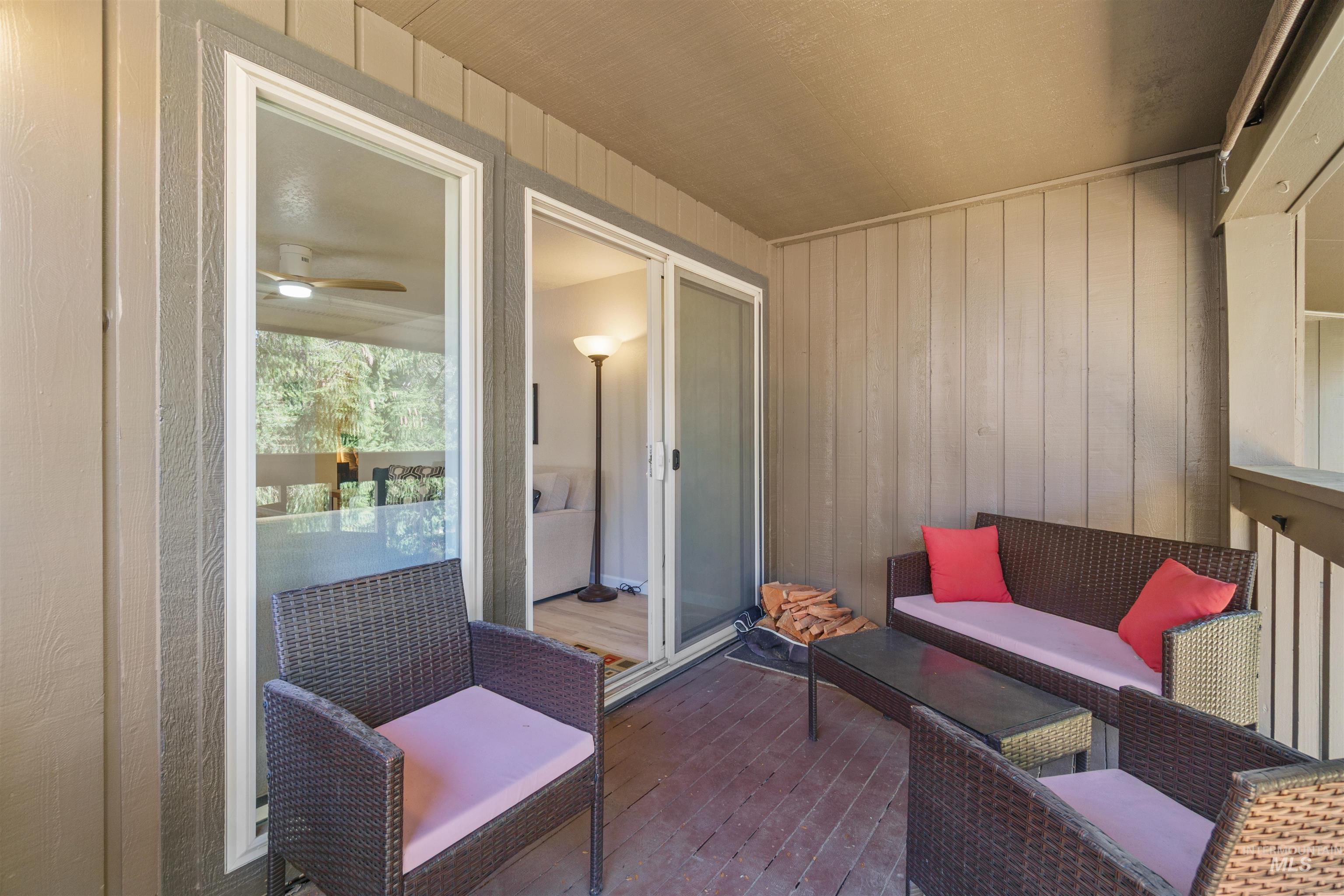 1640 Davis Avenue Unit: 7
