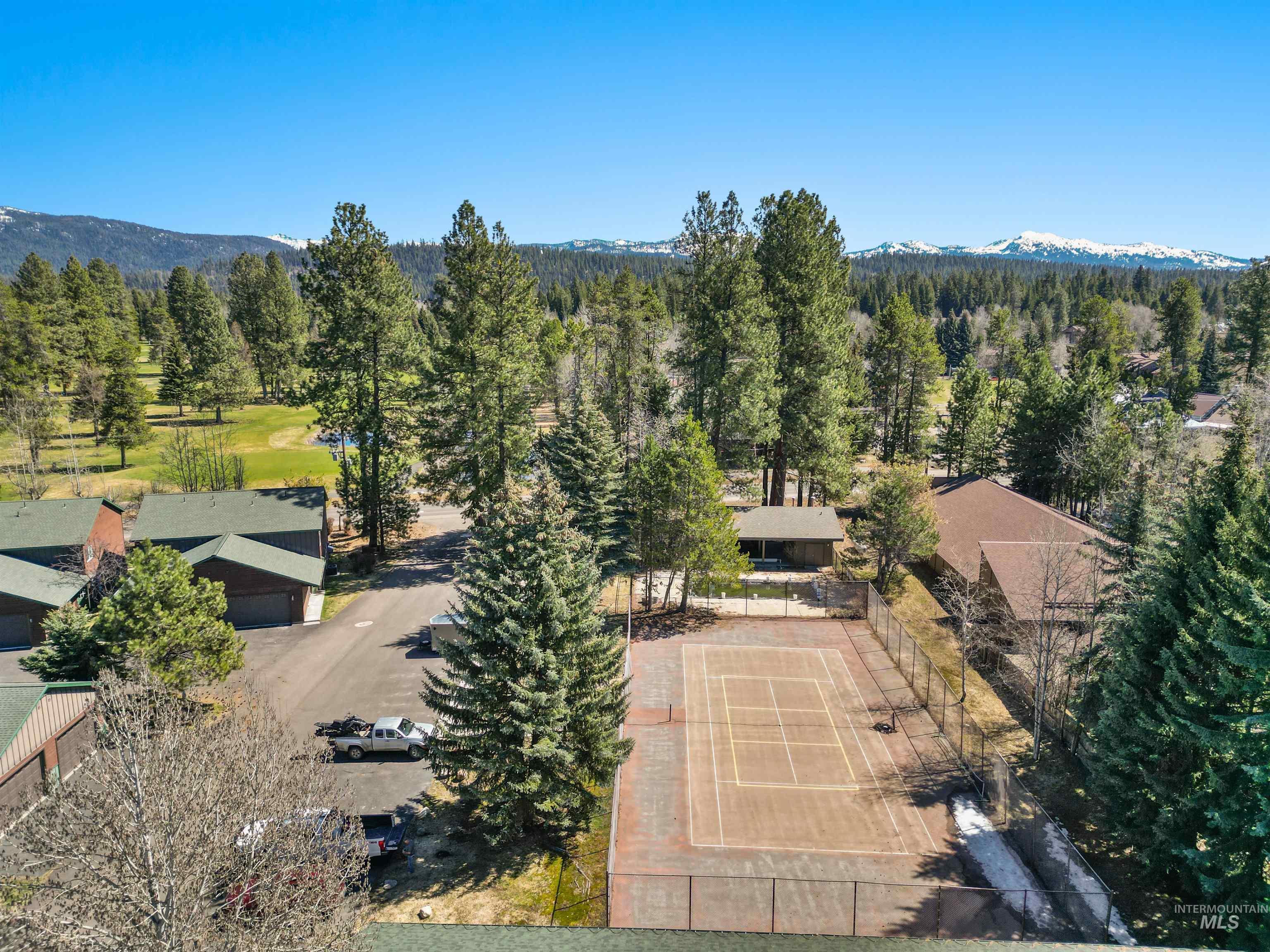 1640 Davis Avenue Unit: 7