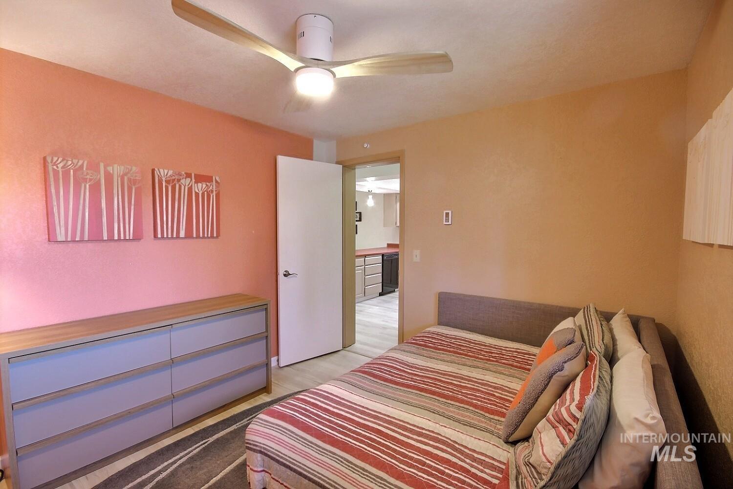 1640 Davis Avenue Unit: 7