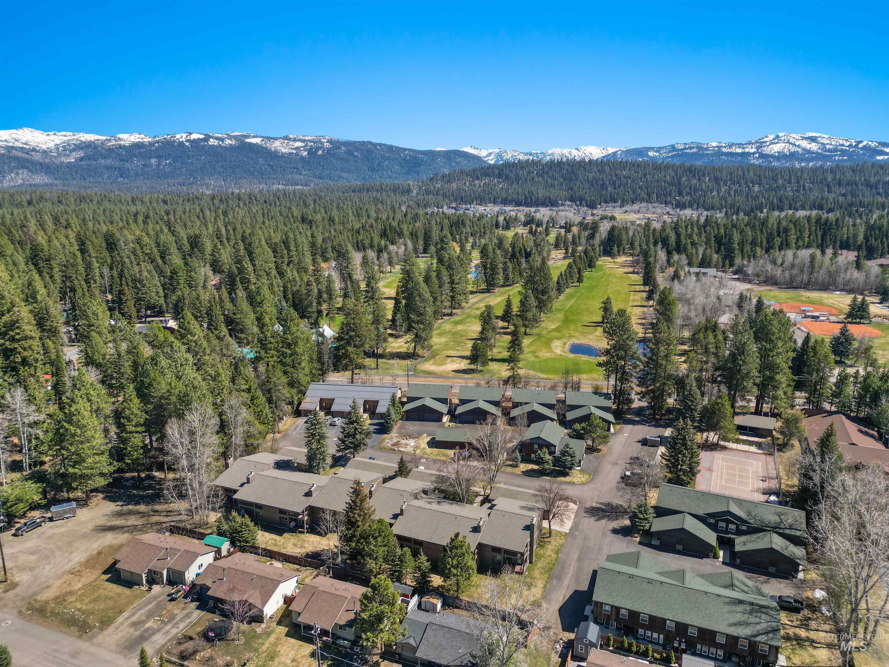 1640 Davis Avenue Unit: 7