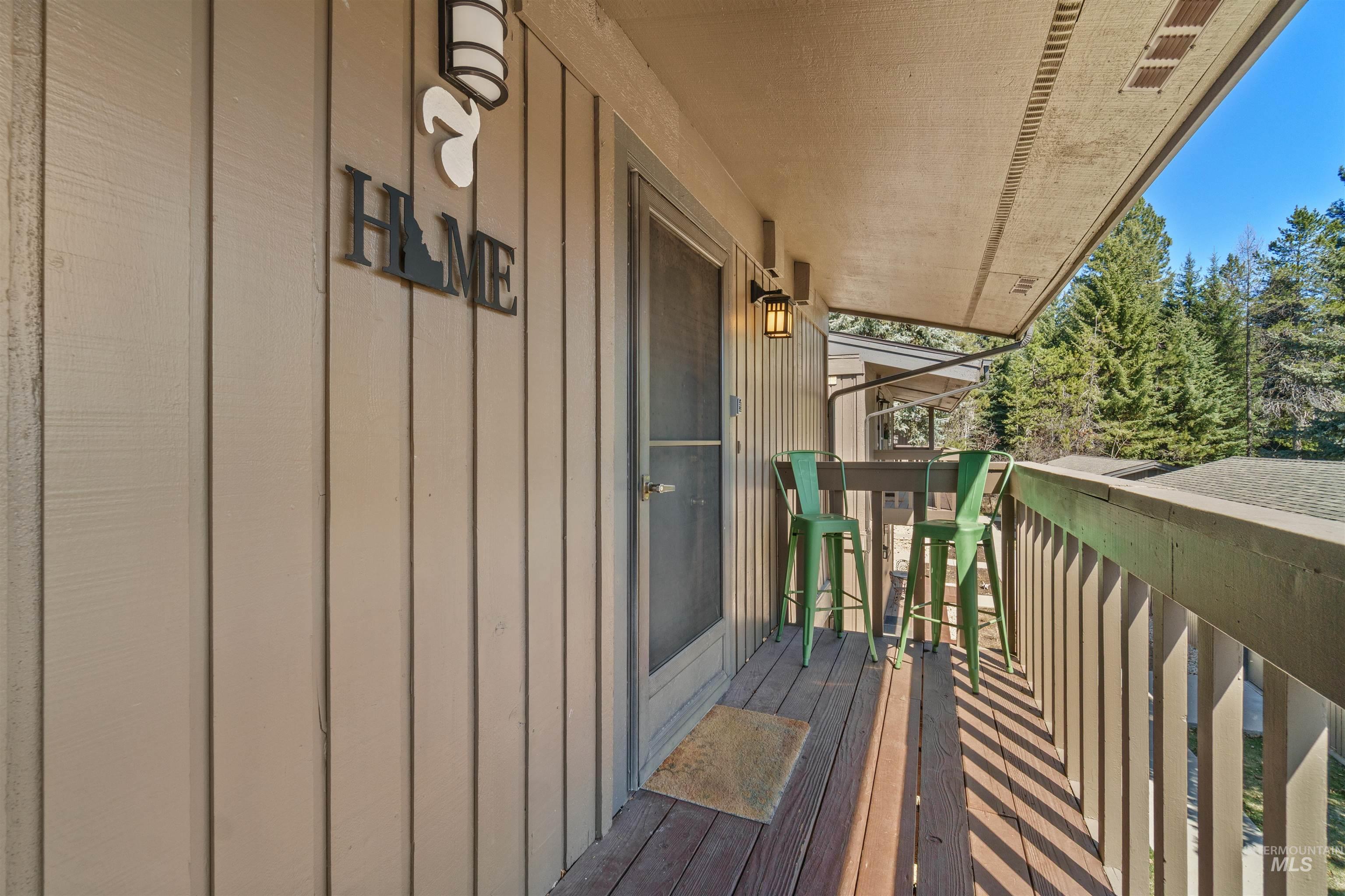 1640 Davis Avenue Unit: 7
