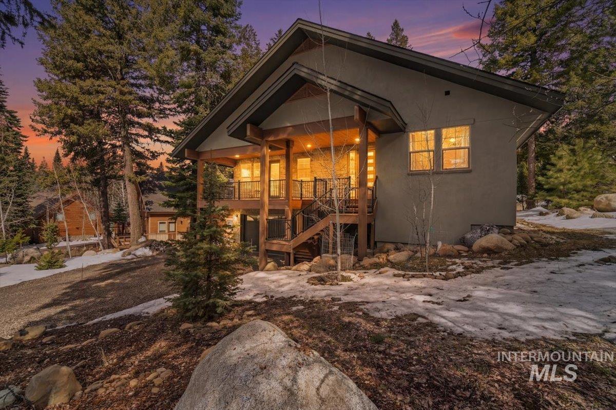 1325 Majestic View Drive