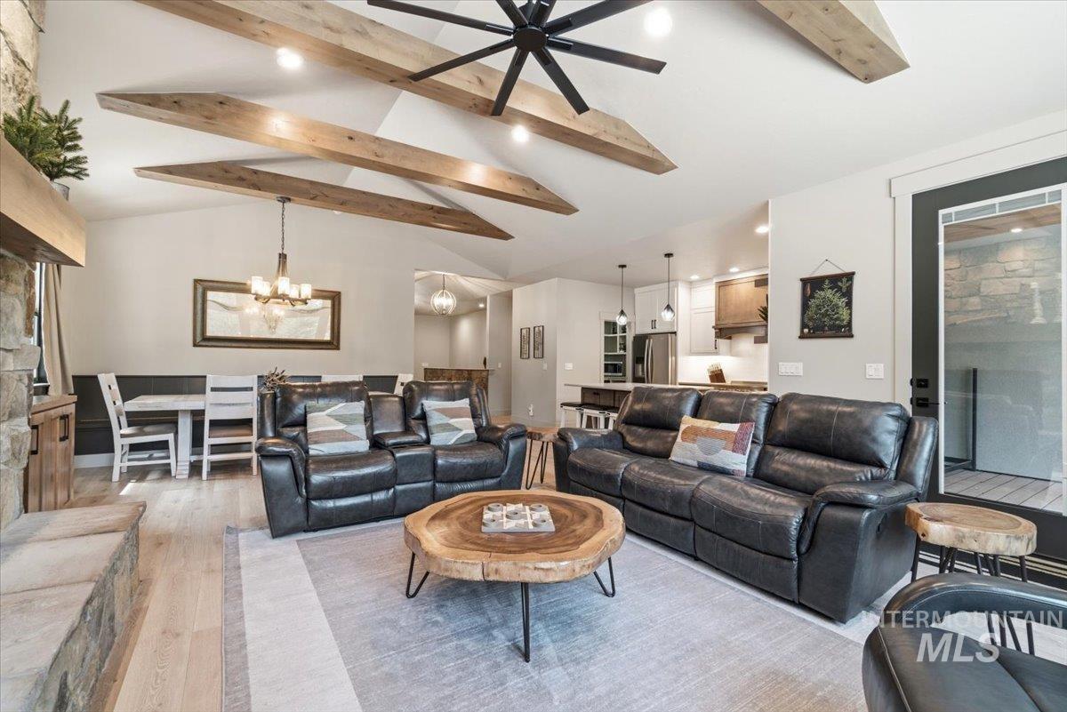 1325 Majestic View Drive