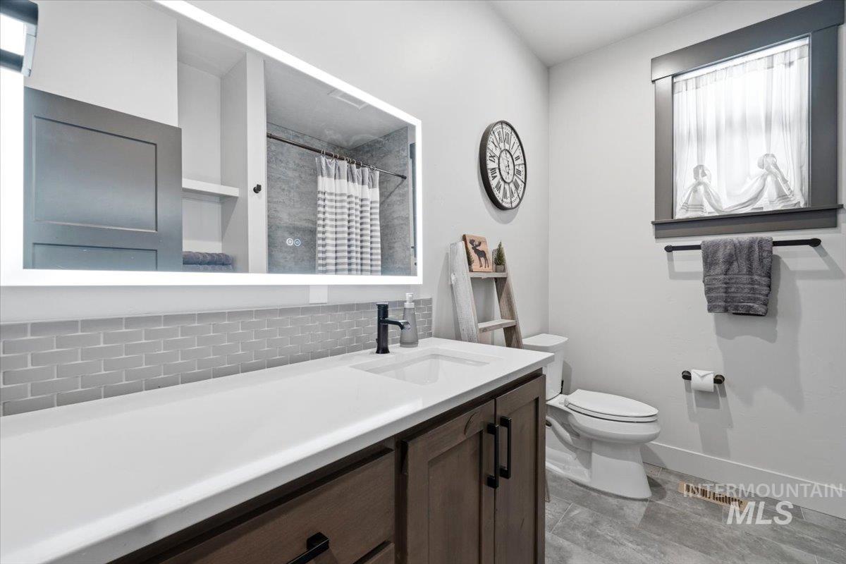 1325 Majestic View Drive