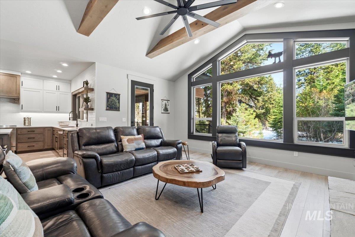 1325 Majestic View Drive